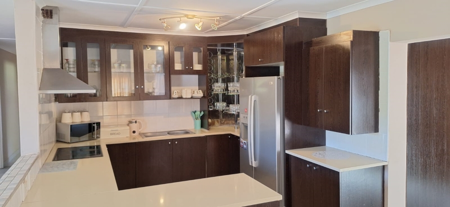 5 Bedroom Property for Sale in Gonubie Eastern Cape